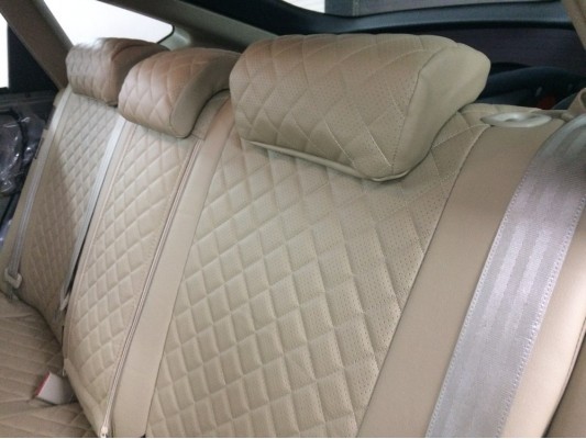 Авточехлы на Toyota Prius Авточехлы на Toyota Prius